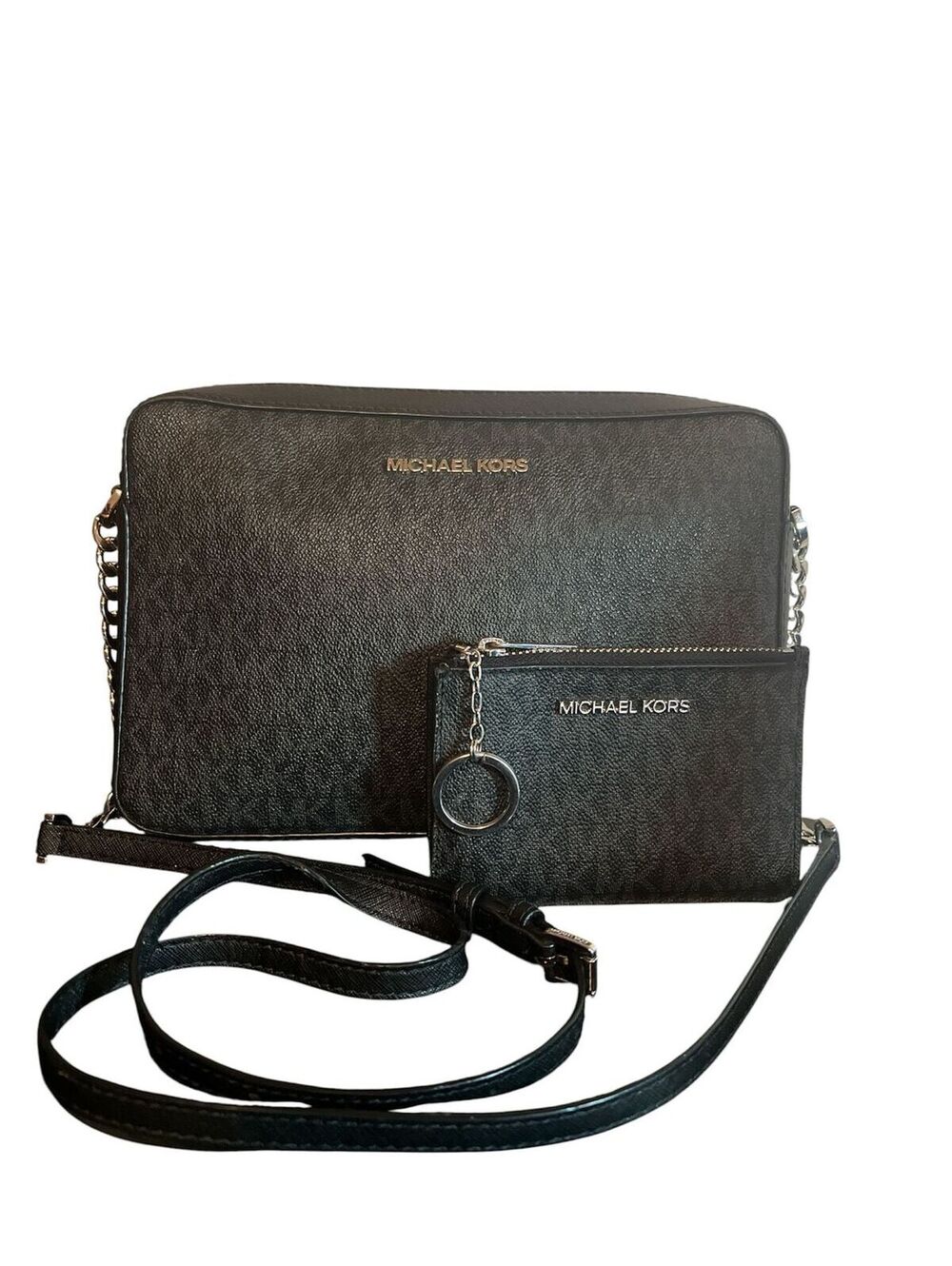 MK91. Michael Kors Jet Set Large East West Crossbody Bag w/coin wallet set